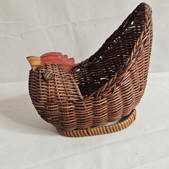 Other - Vintage Wicker Chicken Basket